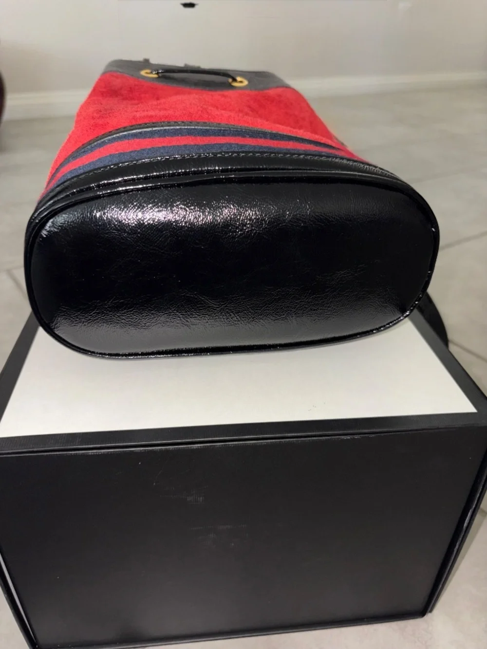GUCCI Red Suede Black Patent Ophidia Bucket Bag Crossbody Like New! - Picture 8 of 16